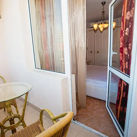 Апартамент Наташа Apartman